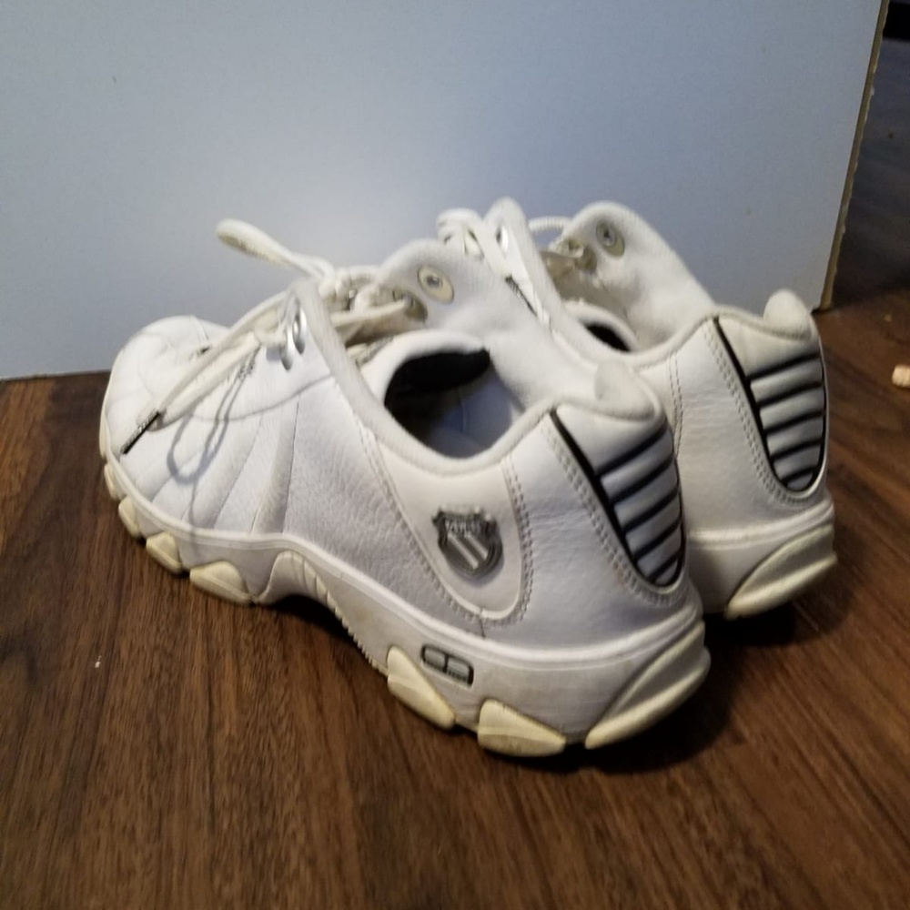 White K-Swiss